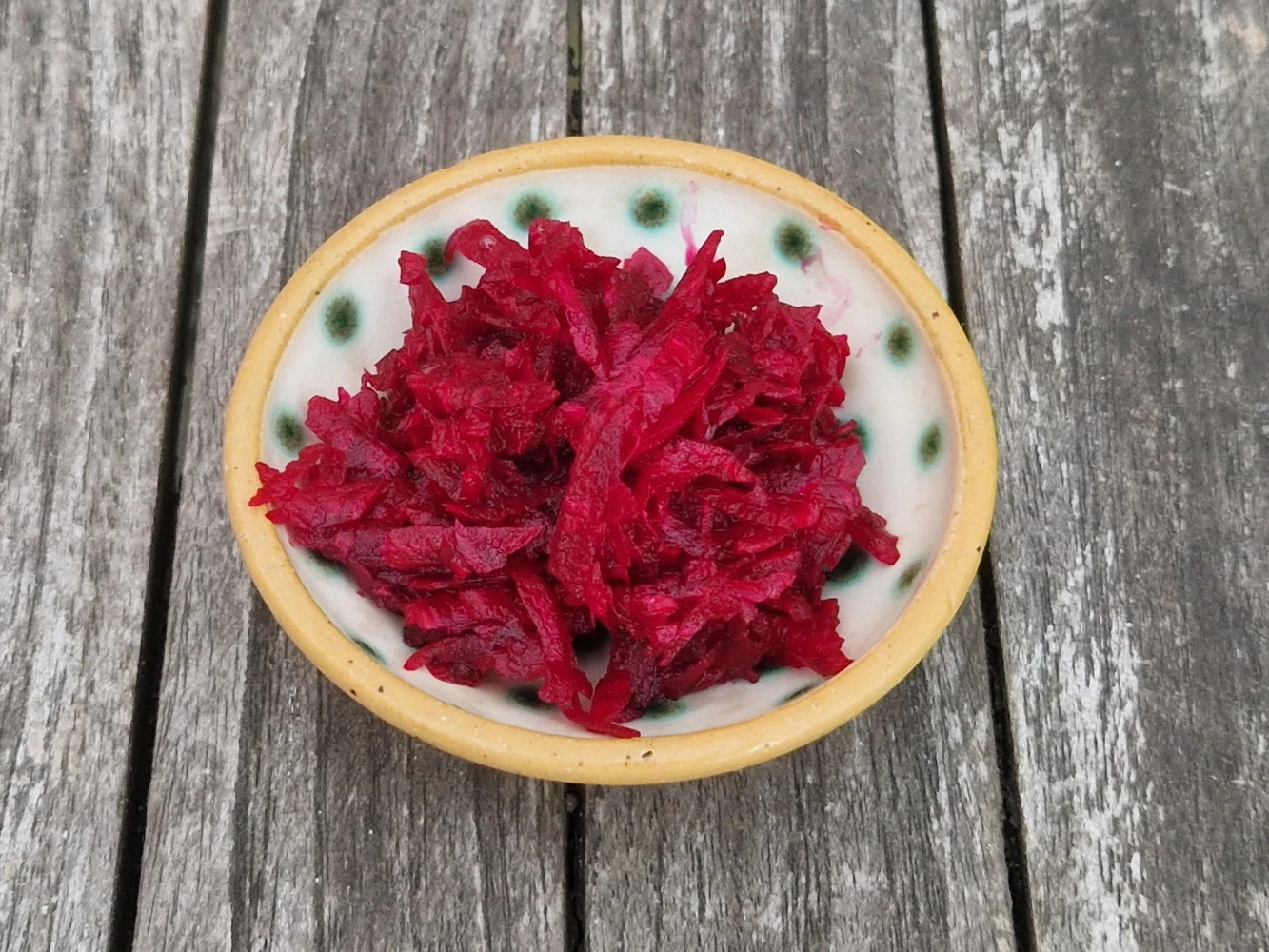 Råmarineret rødbede